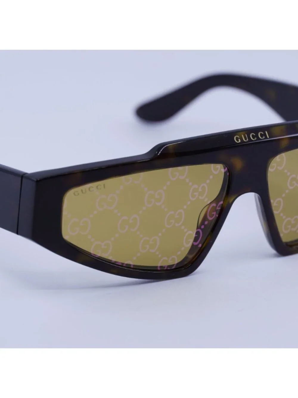 Gucci GG1591S 002 Sunglasses Havana Browline Frame, Yellow Lenses